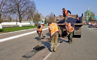 Роботи Дорожників На Під’їздах До Яцевого