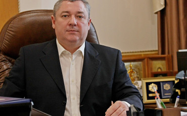 Руслану  Волоку – 44!