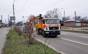 Весна:  Атп-2528 Розпочало Прибирання Вулиць